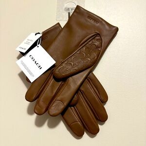 COACH GLOVES- Brand New with TAGS